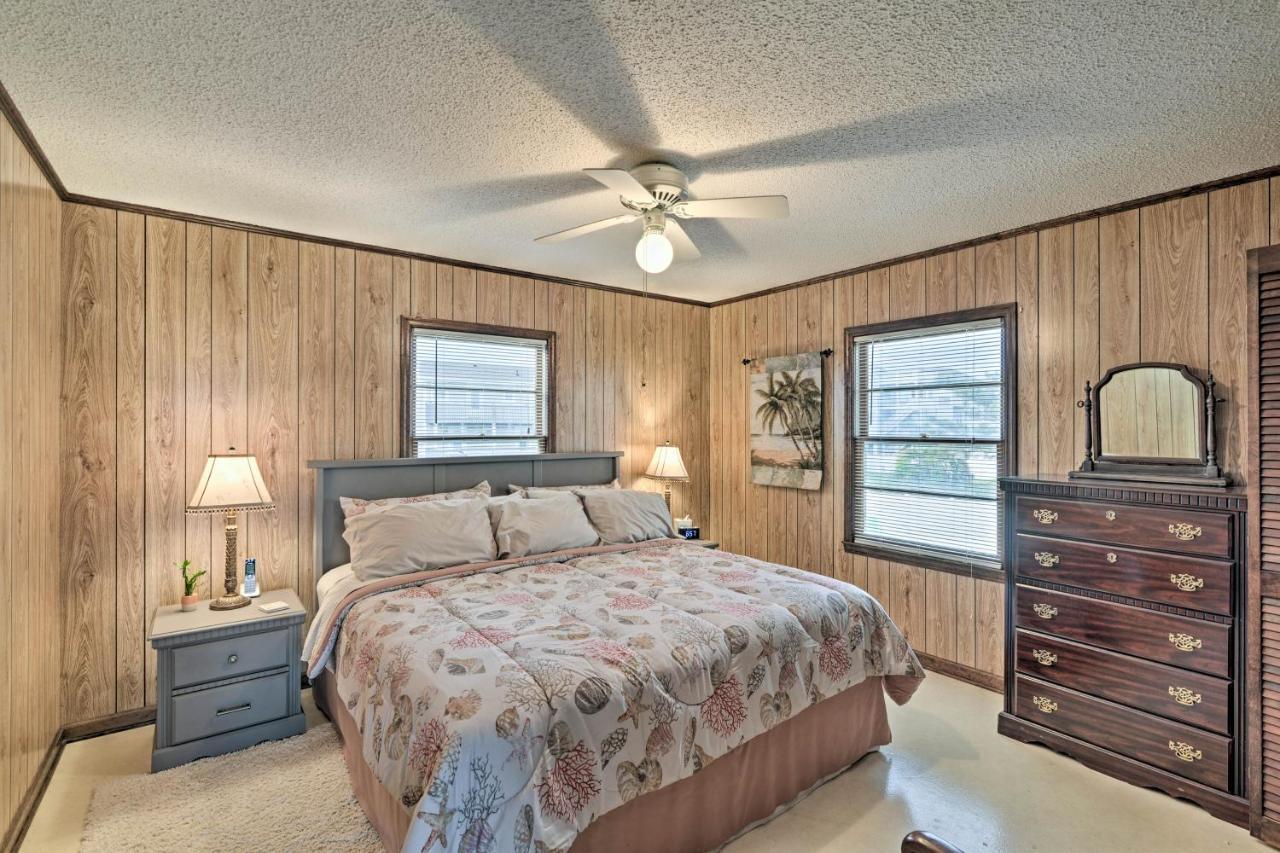 Pet-Friendly Second Row House Steps To Beach! Holden Beach Exterior photo
